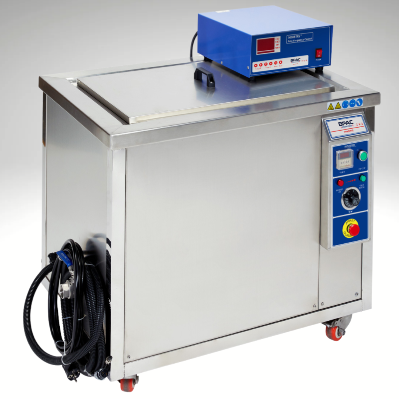 Nettoyeur ultrasons industriel BPAC 206  litres, 750x550x500mm, 28 kHz, vue de profil avec générateur