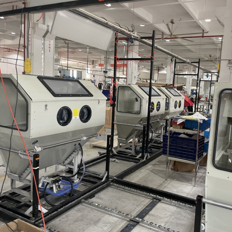 Chaine de fabrication des cabines de sablage 420 litres
