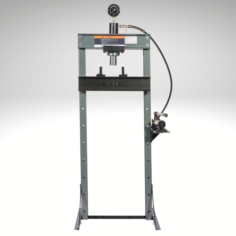 Presse 20 tonnes pompe manuelle vue de face