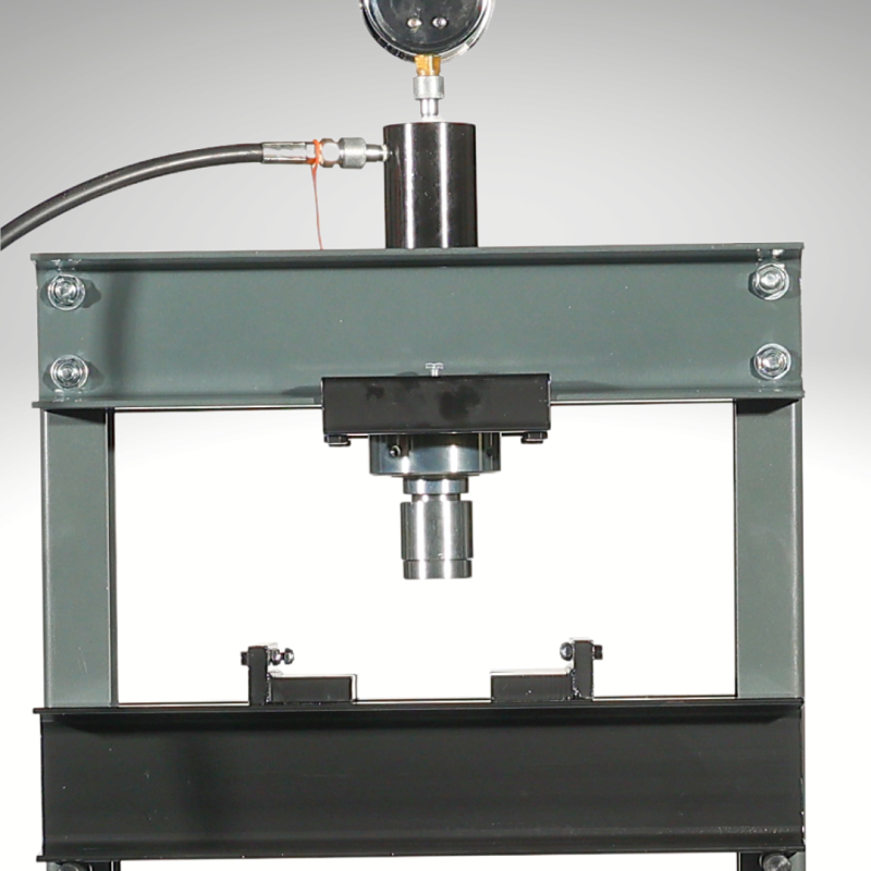 Zoom mandrin + sabots presse hydraulique