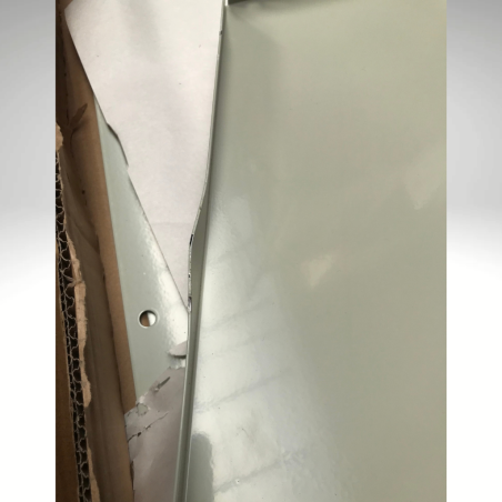 panneau deformé sur la cabine SB200 reconditionné